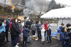 千葉家の駐車場で実施